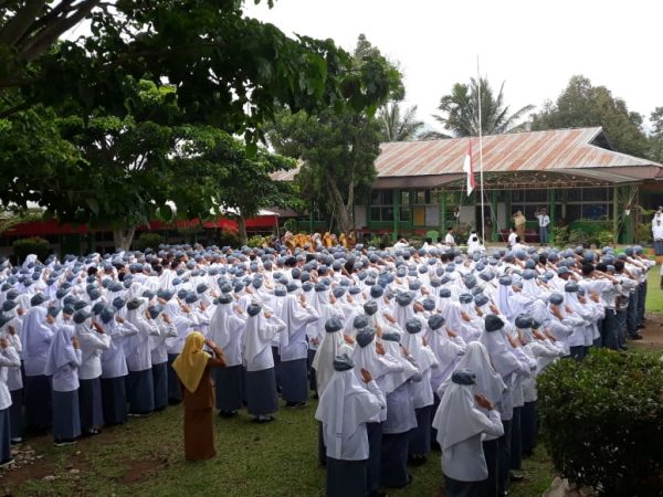 TIM BANSOS COVID-19 SMAN 1 PARIANGAN