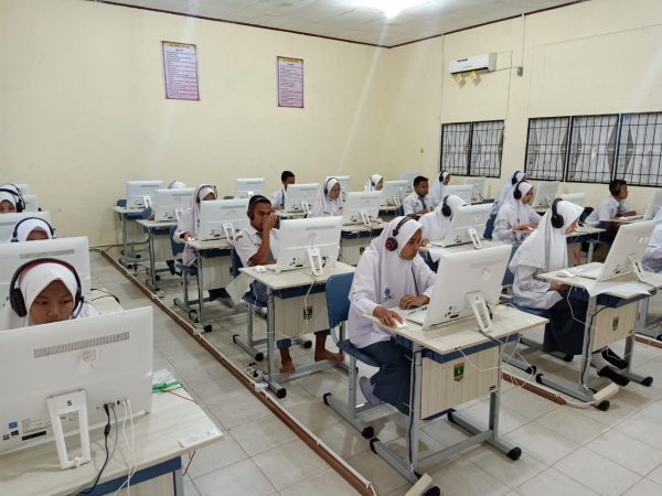 Pelaksanaan Gladi Bersih Kelas XII LABOR 3