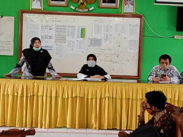 PERPISAHAN DENGAN BUK NORMLIA