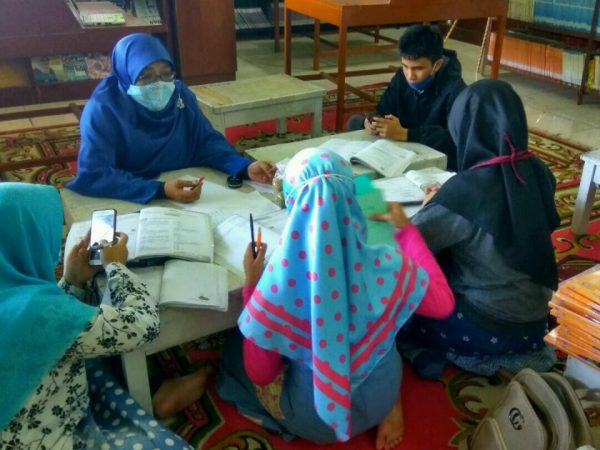 Persiapan kegiatan lomba Matematic chalenge yang dilaksanakan secara online oleh UNP