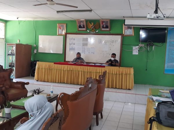 rapat khusus tentang kasus peserta didik