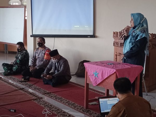 PENYERAHAN RAPOR PHBTS SEMESTER GANJIL TP 2021/2022